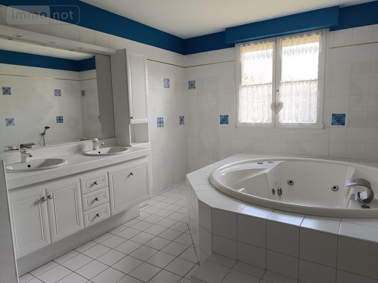 Maison a vendre Hinges 62232 Pas-de-Calais 216 m2  367500 euros