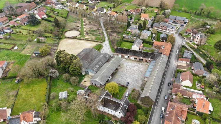 Maison a vendre Lamotte-Warfusée 80800 Somme 236 m2 11 pièces 499000 euros