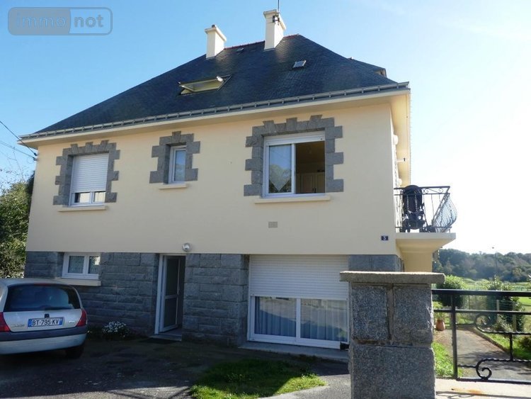 Immeuble a vendre Guémené-sur-Scorff 56160 Morbihan 206 m2  229800 euros
