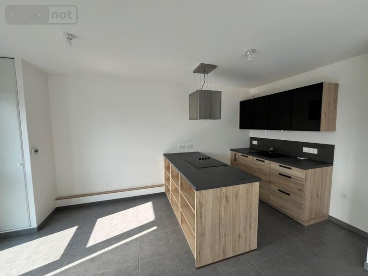 Appartement a vendre Carentan-les-Marais 50500 Manche 65 m2 3 pièces 263900 euros