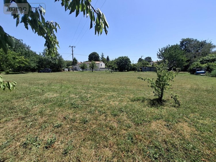 Terrain a batir a vendre Chermignac 17460 Charente-Maritime 1579 m2  91845 euros