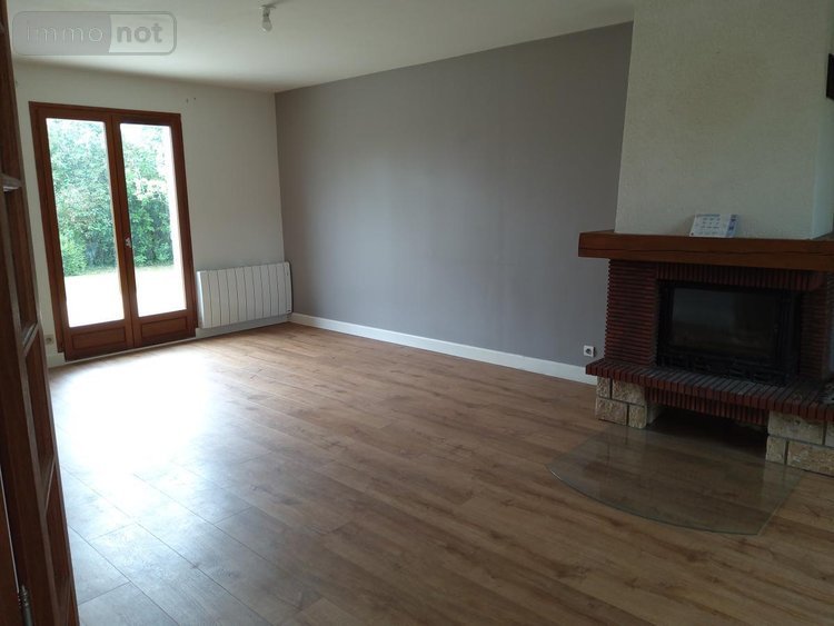Location maison Vitot 27110 Eure 97 m2  1000 euros