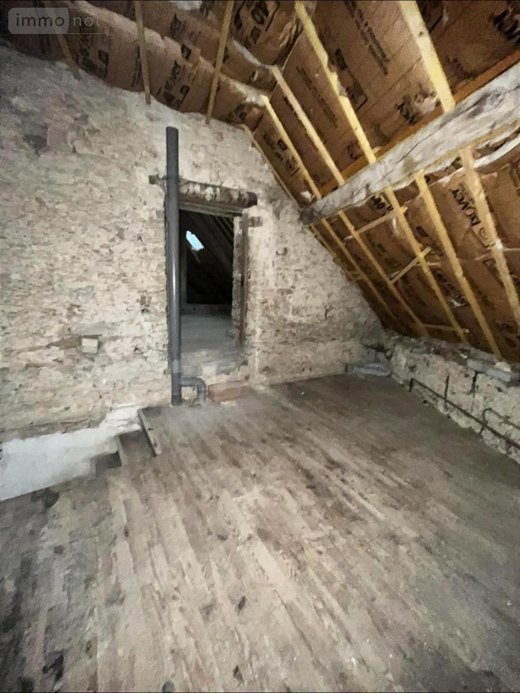 Immeuble a vendre Rochefort-sur-Nenon 39700 Jura 142 m2  158000 euros