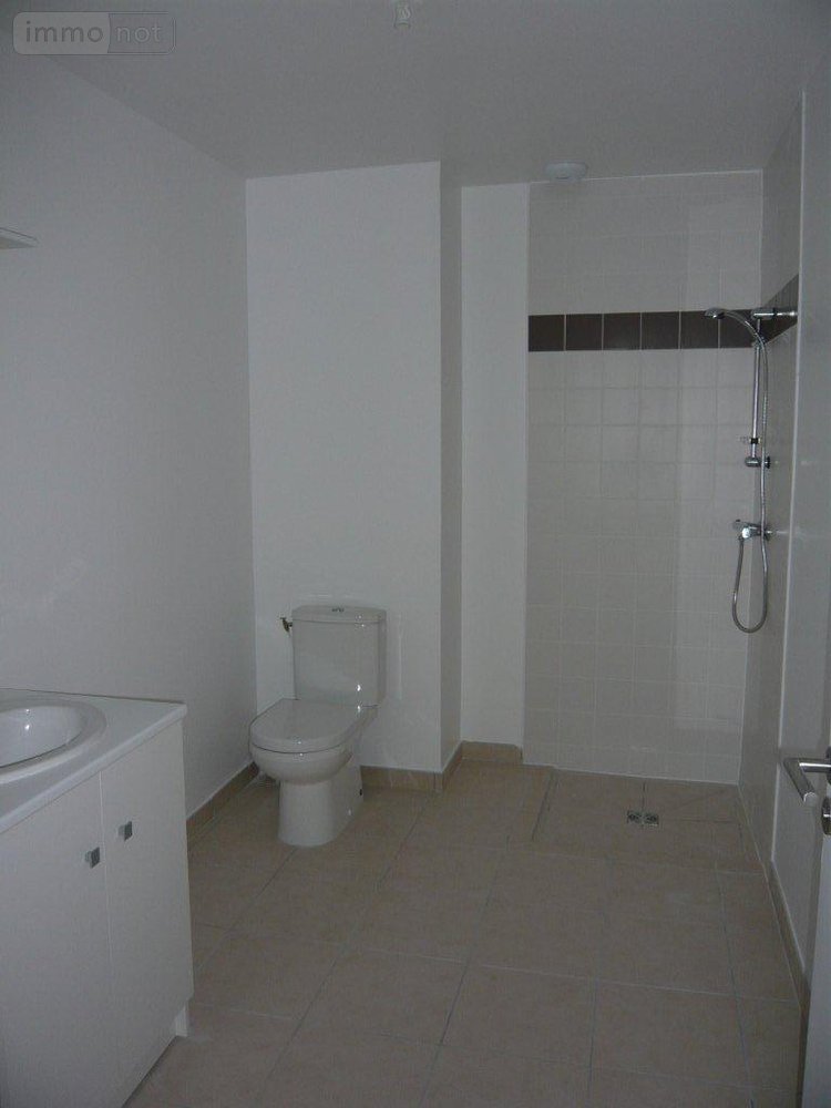 Location appartement Reims 51100 Marne 47 m2 2 pièces 550 euros