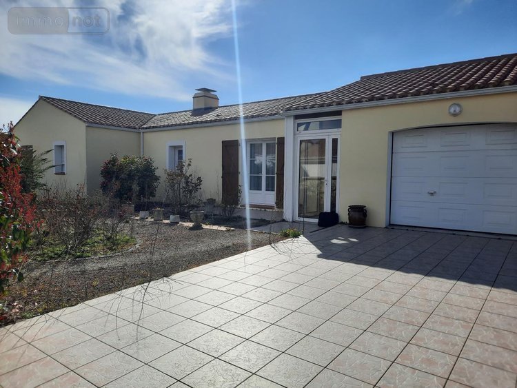 Maison a vendre Challans 85300 Vendée 133 m2 5 pièces 397800 euros