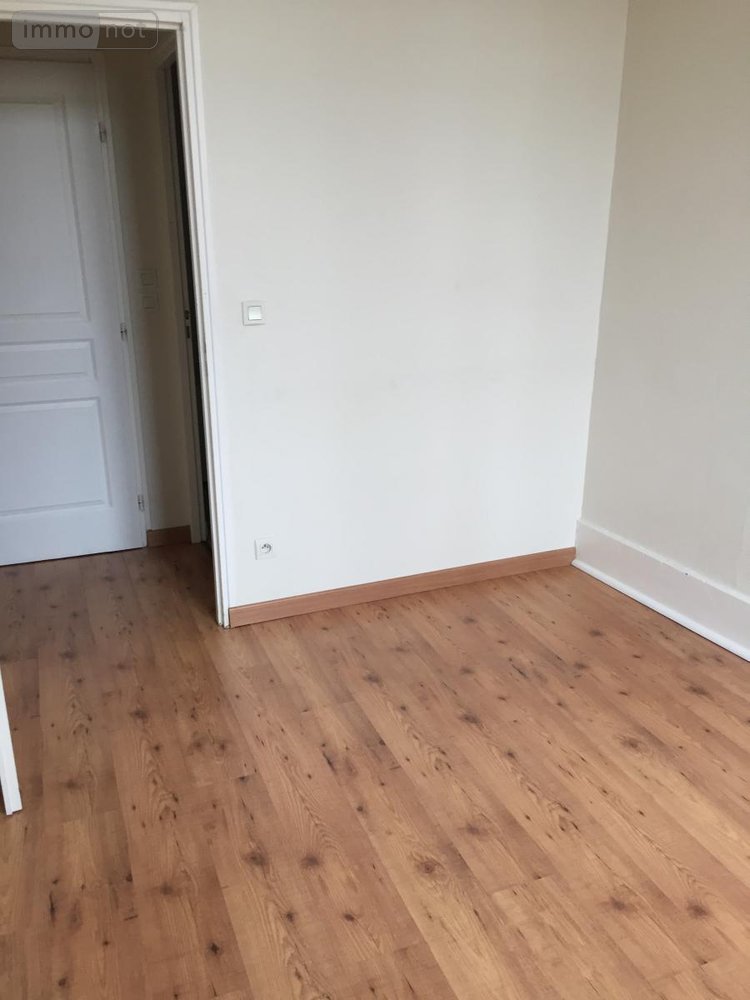 Location appartement Arras 62000 Pas-de-Calais 61 m2 3 pièces 910 euros