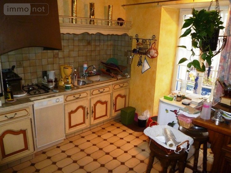 Fonds et murs commerciaux a vendre Guémené-sur-Scorff 56160 Morbihan 100 m2  173680 euros