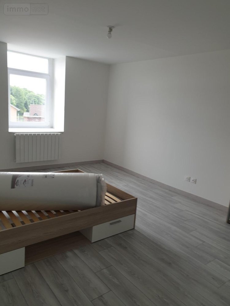 Location appartement Pont-à-Vendin 62880 Pas-de-Calais 85 m2 5 pièces 820 euros