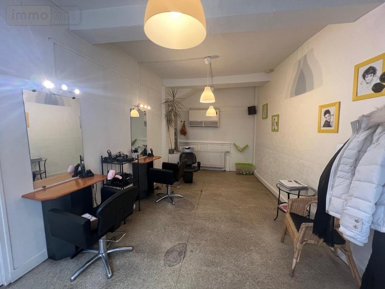 Location fonds et murs commerciaux Orbec 14290 Calvados 60 m2  615 euros