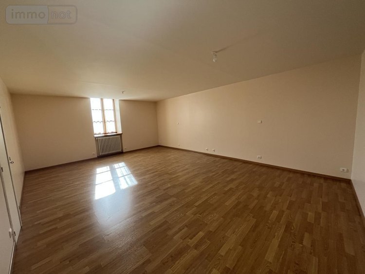 Location maison Bresse Vallons 01340 Ain 112 m2 3 pièces 785 euros