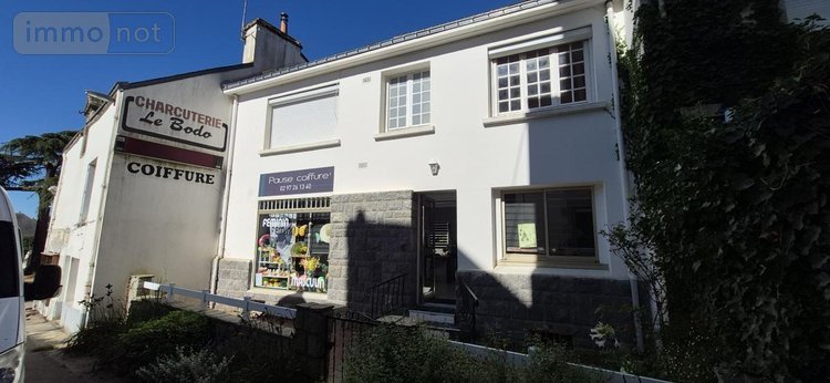 Immeuble a vendre Questembert 56230 Morbihan 165 m2  220500 euros