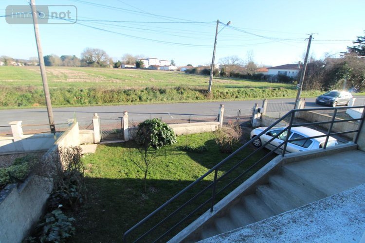 Maison a vendre Saintes 17100 Charente-Maritime 135 m2 6 pièces 355000 euros