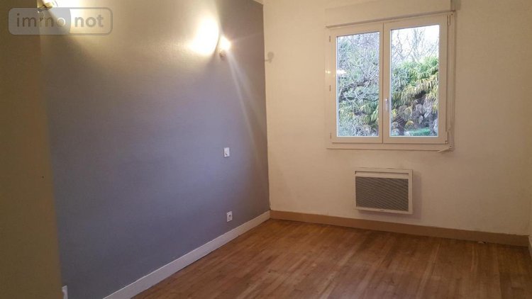 Location maison Saint-Denis-la-Chevasse 85170 Vendée 71 m2 4 pièces 780 euros