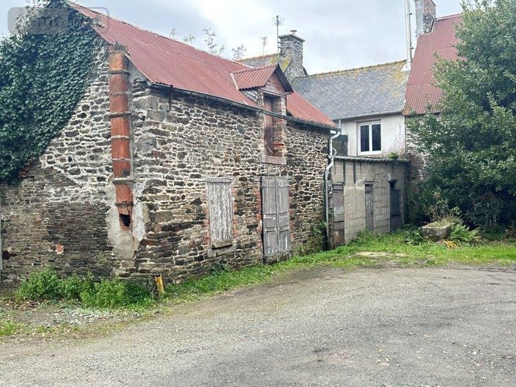 Immeuble a vendre Saint-Benoît-des-Ondes 35114 Ille-et-Vilaine 218 m2  582400 euros