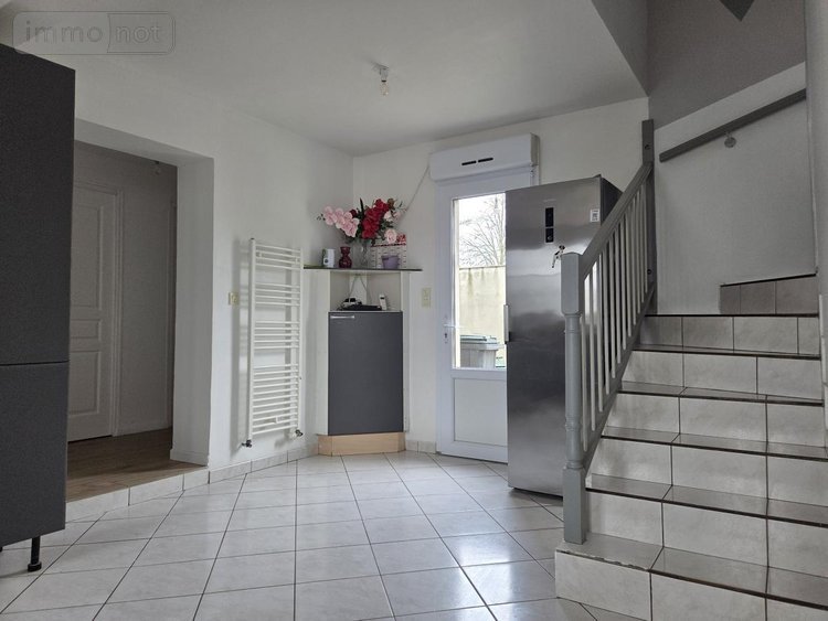 Maison a vendre La Roche-Neuville 53200 Mayenne 143 m2 6 pièces 239900 euros