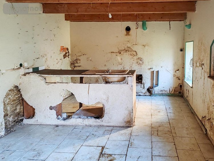 Maison a vendre Le Cloître-Saint-Thégonnec 29410 Finistère 95 m2  73780 euros