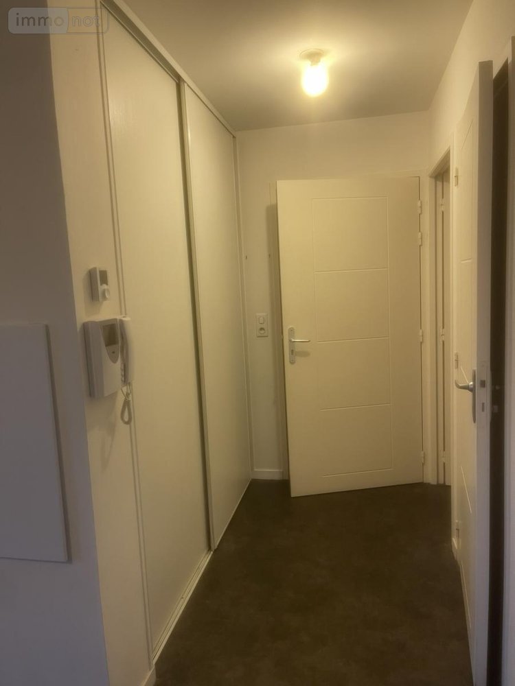 Location appartement Beaumont-Louestault 37360 Indre-et-Loire 44 m2 2 pièces 550 euros