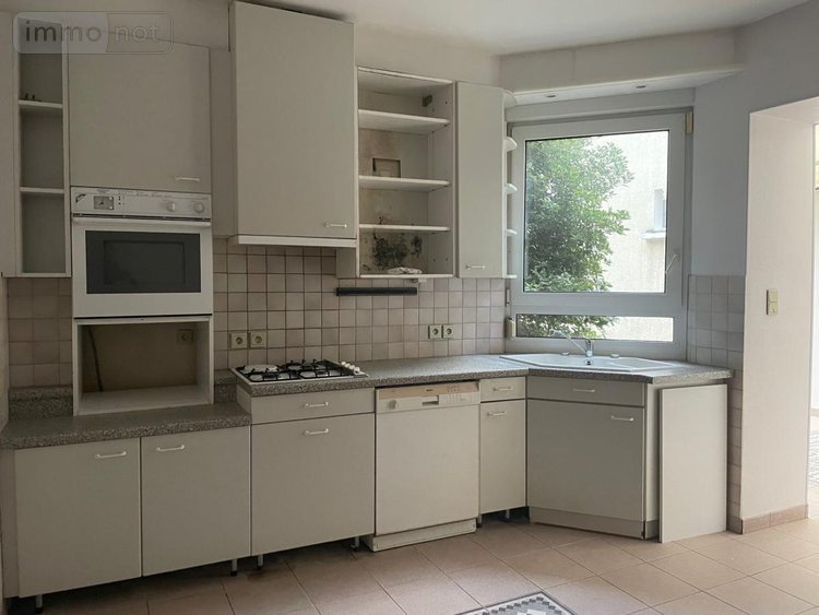 Maison a vendre Marolles-les-Braults 72260 Sarthe 233 m2 12 pièces 193460 euros