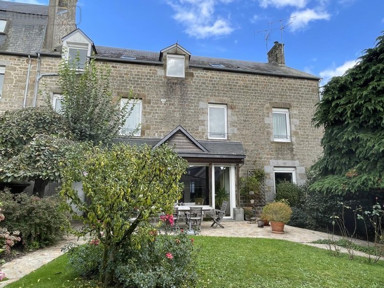 Maison a vendre La Ferté Macé 61600 Orne 274 m2 9 pièces 231000 euros