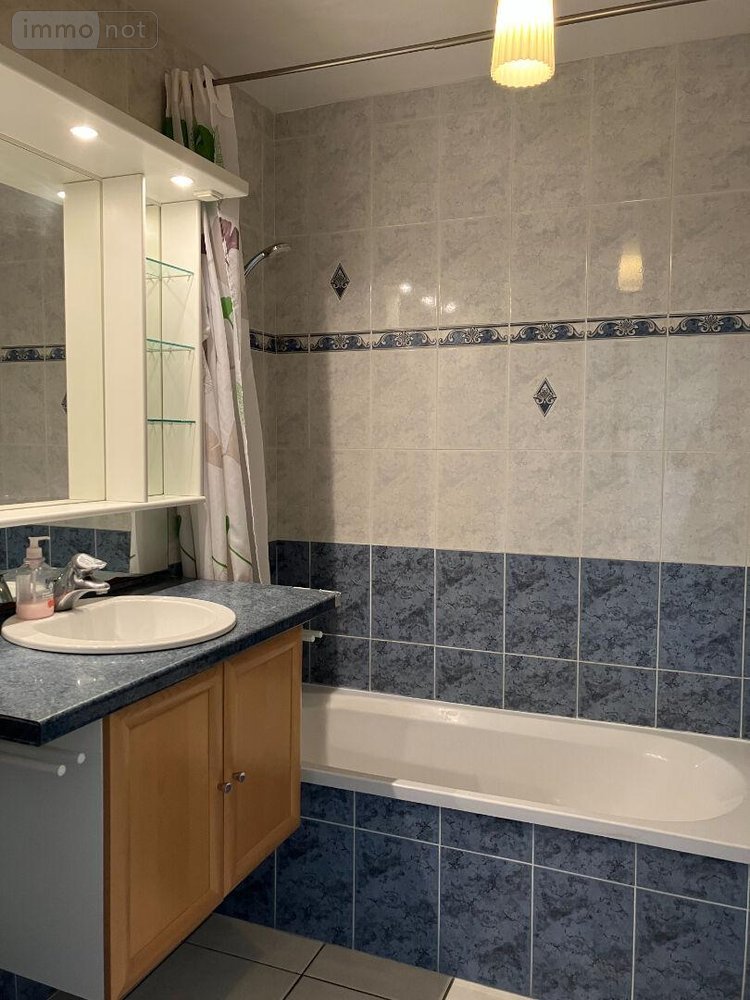 Location appartement Rennes 35000 Ille-et-Vilaine 76 m2 3 pièces 951 euros