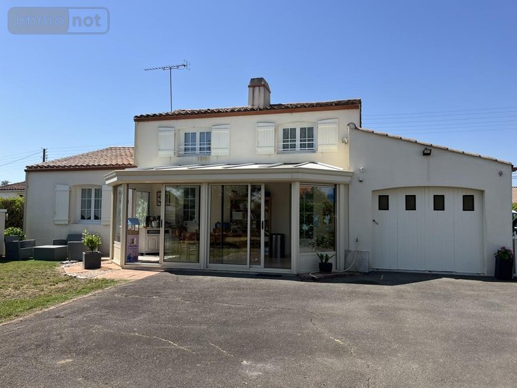 Maison a vendre Luçon 85400 Vendée 106 m2 5 pièces 290500 euros