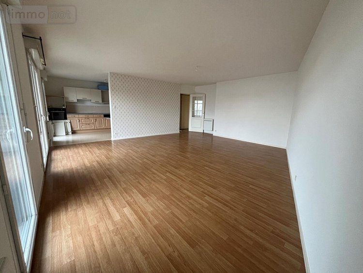 Location appartement Betton 35830 Ille-et-Vilaine 89 m2 3 pièces 827 euros