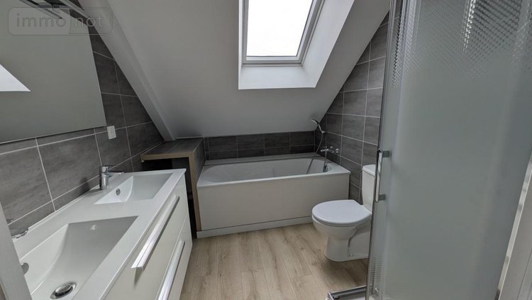 Location maison Bourgbarré 35230 Ille-et-Vilaine 106 m2 5 pièces 905 euros