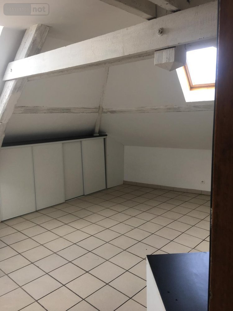 Location appartement Neuville-Saint-Rémy 59554 Nord 22 m2 1 pièce 380 euros