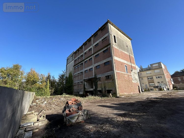 Immeuble a vendre Fouilloy 80800 Somme 2600 m2  520000 euros