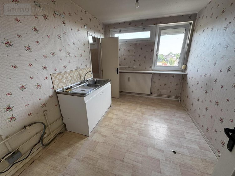Appartement a vendre Cambrai 59400 Nord 73 m2 4 pièces 75500 euros