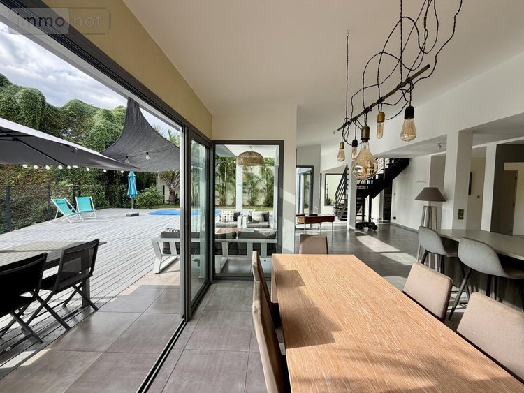 Maison a vendre La Possession 97419 Réunion 162 m2 7 pièces 595000 euros