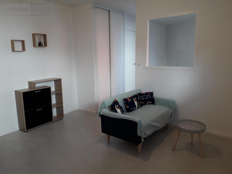 Location appartement Laval 53000 Mayenne 34 m2 1 pièce 510 euros