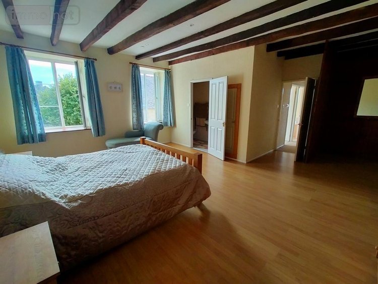 Maison a vendre Uzel 22460 Côtes-d'Armor 178 m2 6 pièces 124254 euros