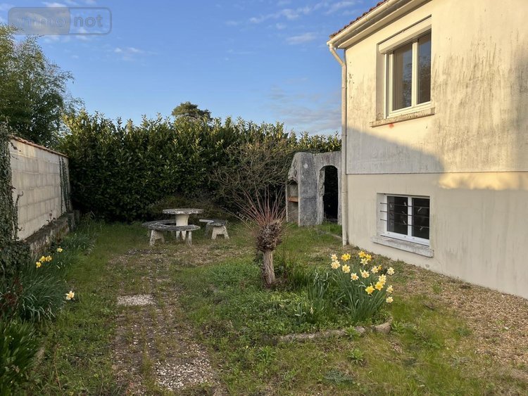 Maison a vendre Luçon 85400 Vendée 87 m2 4 pièces 136000 euros