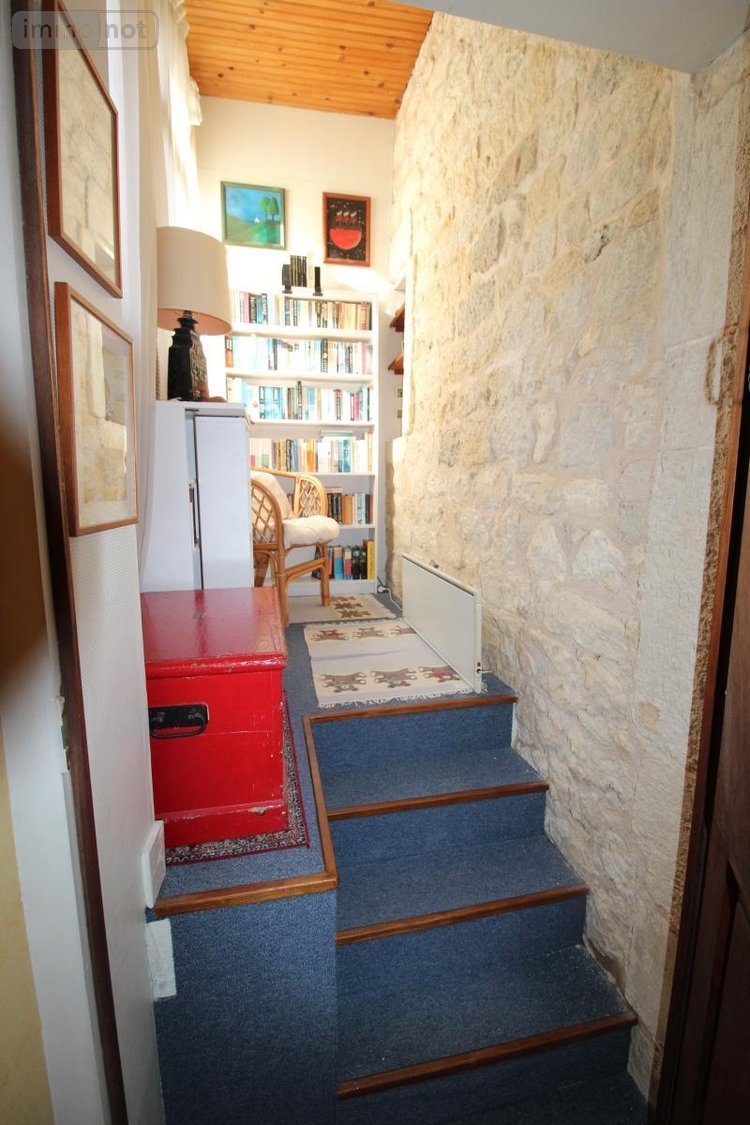 Maison a vendre Saintes 17100 Charente-Maritime 199 m2 5 pièces 262300 euros