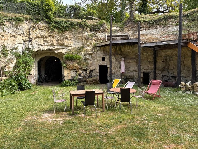 Maison a vendre Doué-en-Anjou 49700 Maine-et-Loire 162 m2 6 pièces 267200 euros