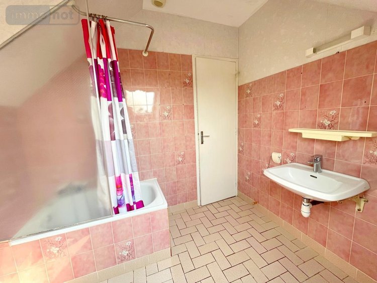 Maison a vendre Montauban-de-Bretagne 35360 Ille-et-Vilaine 111 m2 6 pièces 230032 euros