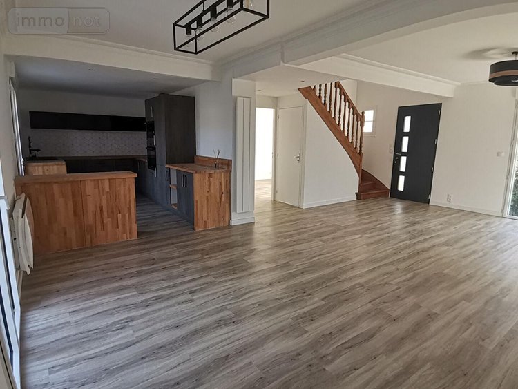 Maison a vendre Noyal-sur-Vilaine 35530 Ille-et-Vilaine 96 m2 6 pièces 349990 euros