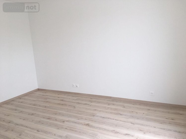Location appartement Rennes 35000 Ille-et-Vilaine 42 m2 2 pièces 818 euros