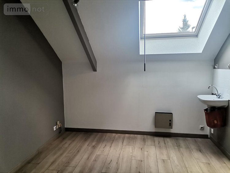 Maison a vendre Montfort-sur-Meu 35160 Ille-et-Vilaine 215 m2 10 pièces 335360 euros