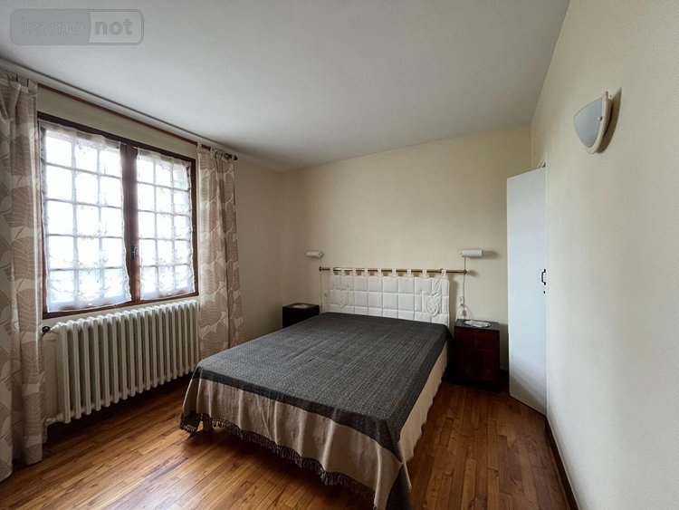 Maison a vendre Figeac 46100 Lot 180 m2 7 pièces 209000 euros