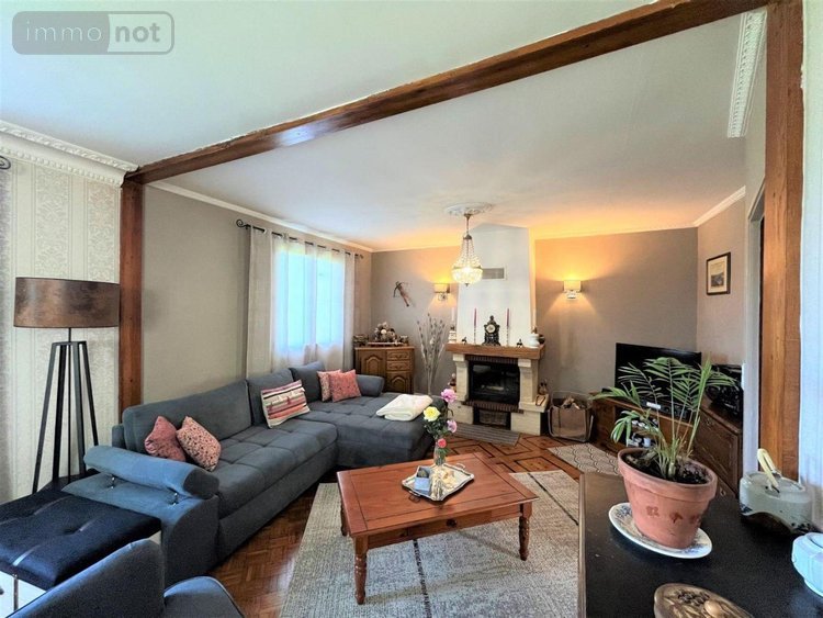 Maison a vendre Montredon 46270 Lot 220 m2 8 pièces 157500 euros