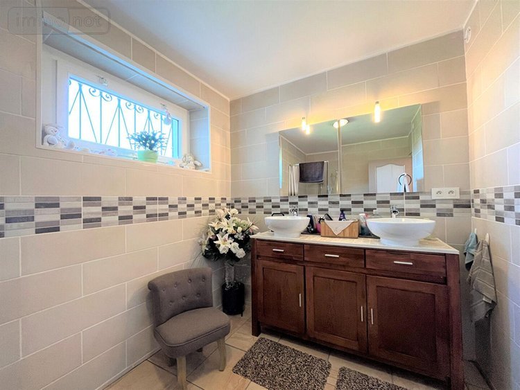 Maison a vendre Montredon 46270 Lot 220 m2 8 pièces 157500 euros