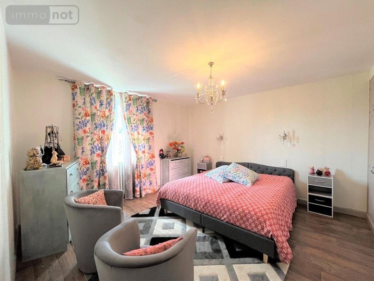 Maison a vendre Montredon 46270 Lot 220 m2 8 pièces 178100 euros