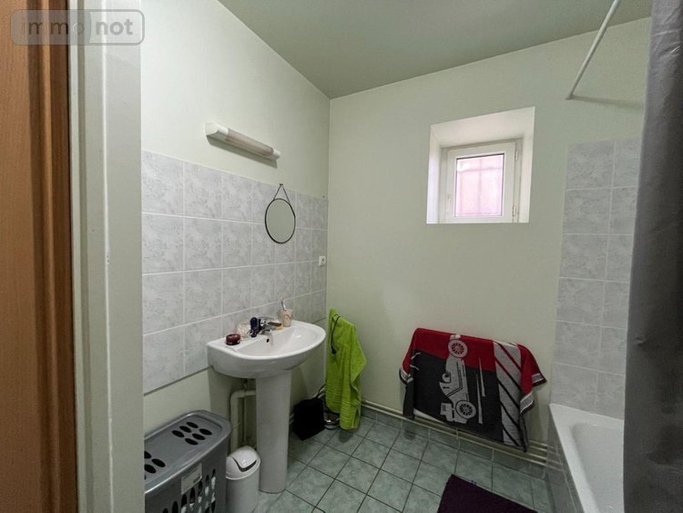 Immeuble a vendre Saint-Cirgues 46210 Lot 169 m2  147200 euros