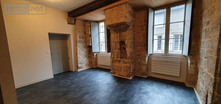 Immeuble a vendre Figeac 46100 Lot 544 m2  497400 euros