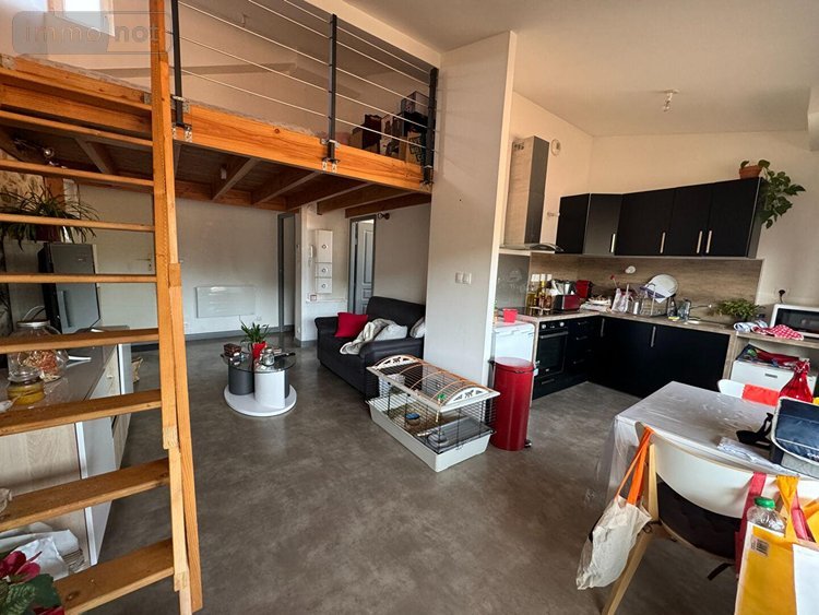 Immeuble a vendre Figeac 46100 Lot 544 m2  497400 euros