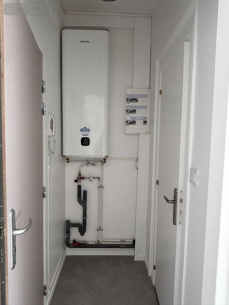 Location appartement Lille 59000 Nord 28 m2 1 pièce 640 euros