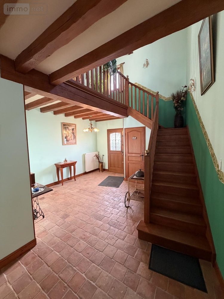 Maison a vendre Longué-Jumelles 49160 Maine-et-Loire 232 m2 8 pièces 376200 euros