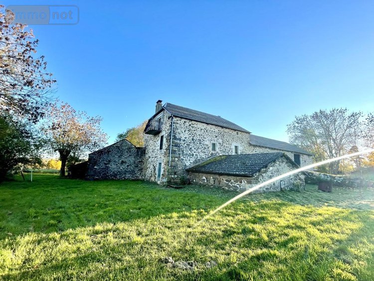 Maison a vendre Val-d'Arcomie 15320 Cantal 441 m2 12 pièces 365000 euros